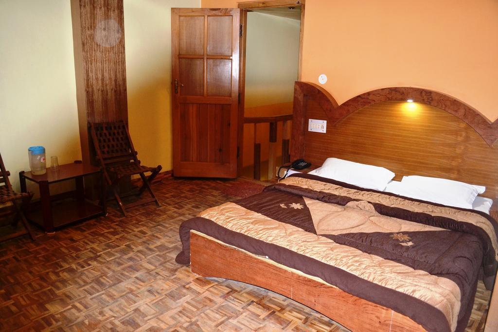 Kunal Hotel & Cottages Manāli Zewnętrze zdjęcie